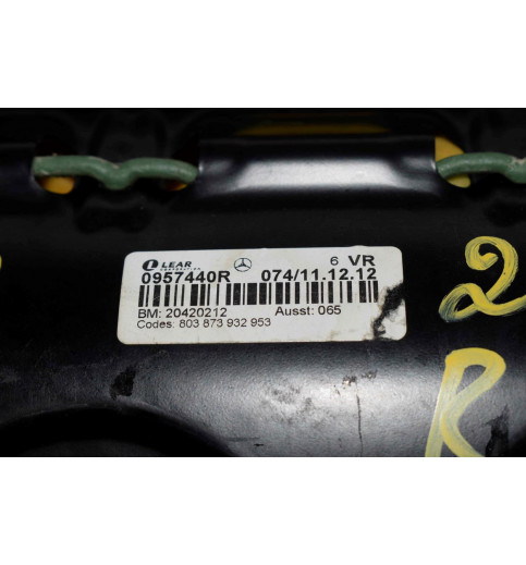 Mercedes W204 Sitzpolster Sitzbezug Beifahrerseite Recht  -12822- Sonstige