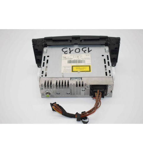 Mercedes-Benz Mercedes Sprinter W906 Radio HVW9068200079 A0048204086 -13013- ECUs & Steuergeräte
