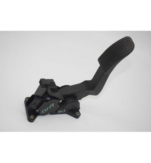 A9013000504 0281002337 Mercedes Sprinter W901-W905 Gaspedal   -13114-