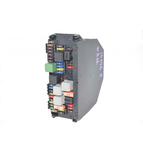 Mercedes-Benz Mercedes W207 E-Klasse Sicherungskasten A2129007104 -13146- ECUs & Steuergeräte