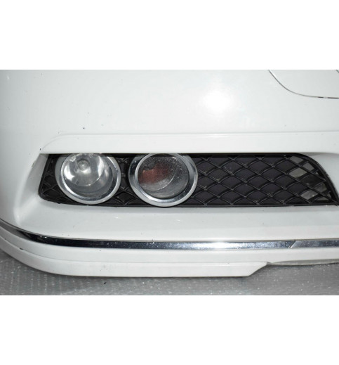 Mercedes-Benz Mercedes W207 E-Klasse Stostange Vorne C-650 Weis A2078880183 -13170- Stoßstangen & -verstärker