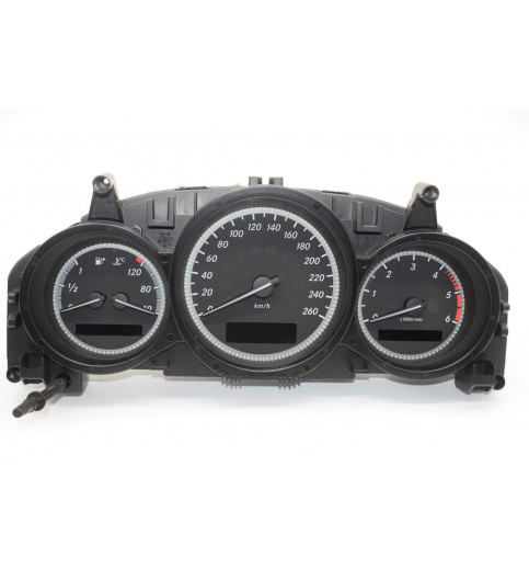 Mercedes-Benz Mercedes W204 Tacho 73239km A2049000209 -13196- Kombiinstrumente