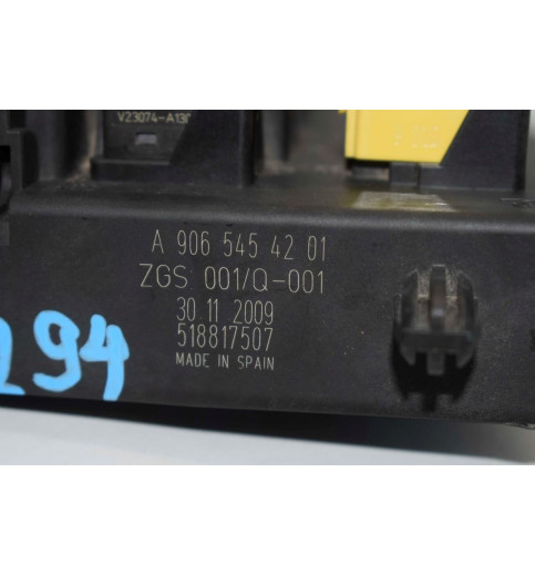 Mercedes-Benz Mercedes Sprinter W906 Sicherungskasten A9065454201 -13294- ECUs & Steuergeräte