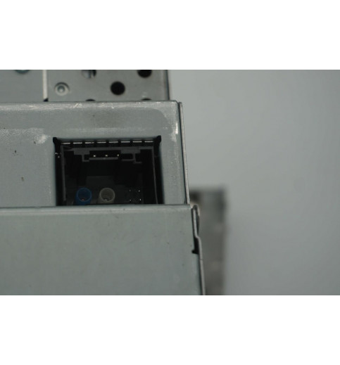 Mercedes-Benz Mercedes W211 E-Klasse E320 Radio  A2118204497  -13326- ECUs & Steuergeräte