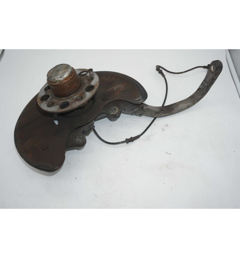 Mercedes-Benz Mercedes W211 E-Klasse E320 Radnabe Vorne Links A2115452440  -13349- Achsschenkel