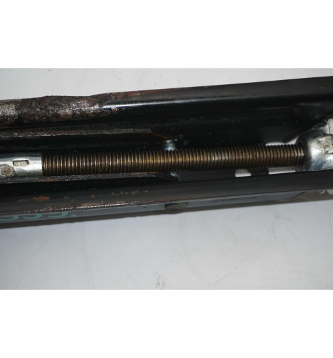 Mercedes-Benz Mercedes W211 E-Klasse E320 Wagenheber  A2115830215  -13359- Innenabdeckungen, Zierleisten & Dekors