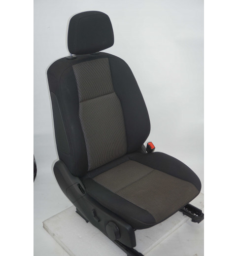 Mercedes W207 E-Klasse Vorne Rechts Beifahrerseite -13401-