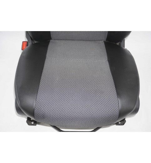 Mercedes-Benz Mercedes Sprinter W906 VW Crafter Sitz Fahrersitz Vorne Links  -13407- Sitze