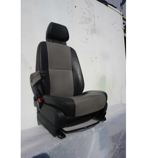 Mercedes-Benz VW Crafter Mercedes Sprinter W906 Sitz Fahrersitz Vorne Links -13465 Sitze