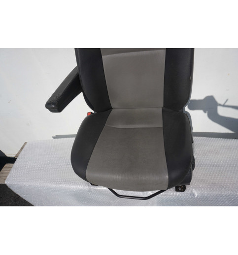 Mercedes-Benz VW Crafter Mercedes Sprinter W906 Sitz Fahrersitz Vorne Links -13465 Sitze