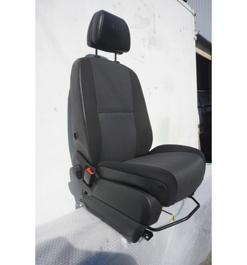 Mercedes-Benz Mercedes Sprinter W906 VW Crafter Sitz Fahrersitz Vorne Links LIMA -13467- Sitze