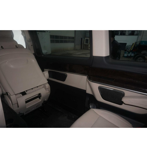 Mercedes-Benz Vito W447 V-Klasse Schiebetür Rechts mit Scheibe Schwarz9197 OHNE Einbauzubehör Schiebetüren