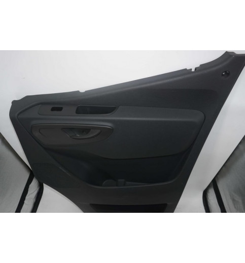 Mercedes Mercedes Sprinter W907-910 Türpappe Verkleidung Vorne  Rechts A9077201700 -13573 Türverkleidung