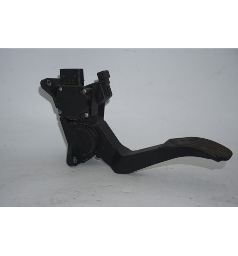 Mercedes Benz Sprinter W901,W902,W903,W904,W905 Gaspedal A9013000404   0281002335 -13767- Pedale, Pedalkappen & Fußstützen