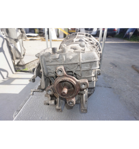 Mercedes-Benz Mercedes Sprinter W906 Getriebe A651 2.2L   711680  A9062602002 -13815- Schaltgetriebe