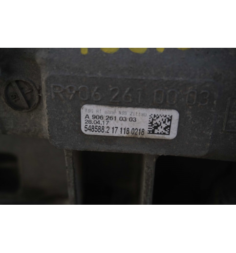 Mercedes-Benz Mercedes Sprinter W906 Getriebe A651 2.2L   711680  A9062602002 -13815- Schaltgetriebe