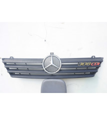 Sprinter W901,W902,W903,W904,W905 Kühlergrill  A9018800085 -13837-