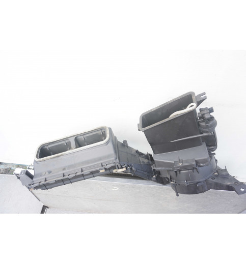 Mercedes-Benz Sprinter W901,W902,W903,W904,W905 Heizungskasten A9018302662 -13938- Heizungsregelventile