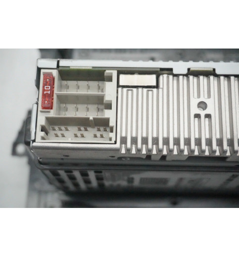 Mercedes-Benz Mercedes Vito W639 Radio A6396891031 -13850 Autoradios