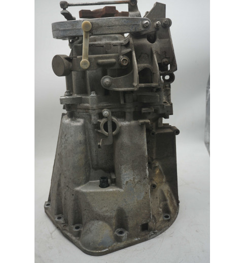 Mercedes-Benz Mercedes Vito W639 Getriebe 716637  A6392602300 -13859- Schaltgetriebe