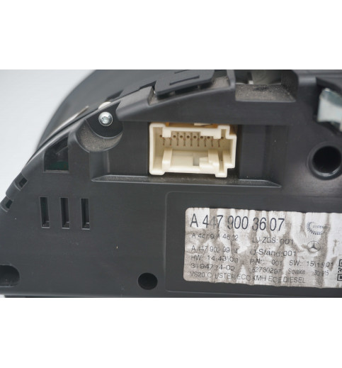 Mercedes-Benz Mercedes Vito W447 Tacho Kombiinstrument  388000km  A4479003607 -13872- Kombi- & Cockpit-Instrumententeile