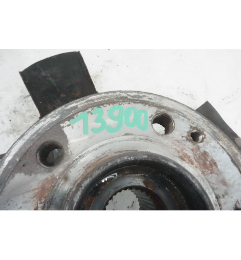 Mercedes-Benz Mercedes Vito W447 Achsschenkel Radnabe Vorne Rechts A4473320301   -13900- Achsschenkel