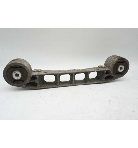 Mercedes-Benz Mercedes Vito W639 Halter Differentialgehäuse  A6393530347 -13935- Weitere Differentialteile