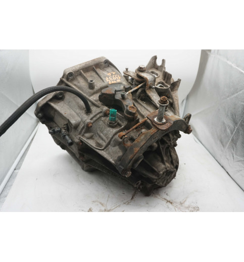 Mercedes-Benz Mercedes Vito W447 Getriebe 1.6L CM PF6 A4472600400 320102570R -13937- Schaltgetriebe