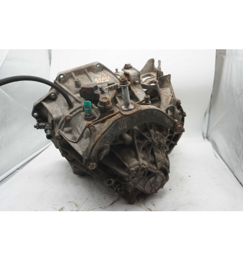 Mercedes-Benz Mercedes Vito W447 Getriebe 1.6L CM PF6 A4472600400 320102570R -13937- Schaltgetriebe