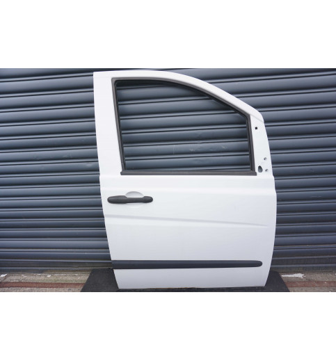 Mercedes-Benz Mercedes Vito W639 Tür Beifahrerseite Vorne Rechts  Weis -13976- Türen & Türenbleche
