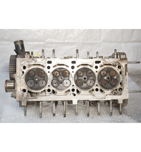 Opel Insignia  2.0  Zylinderkopf mit Nockenwellengehäuse GM 55565668 55571949