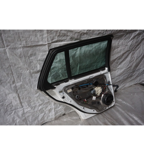 Mercedes C-Klasse W204 Tür hinten links Polarweiß 149 2007-2014