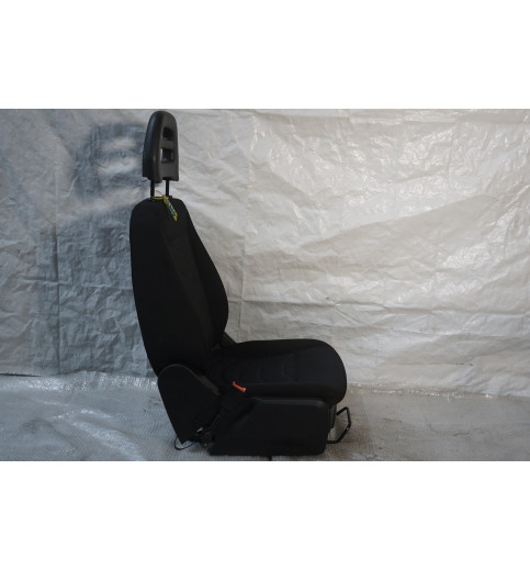 Iveco Daily VI 2014-20 Sitz Fahrersitz Vorne Links ISRI  PWB6869 821700030179