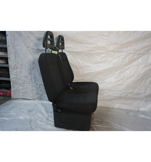 Iveco Daily VI 2er Beifahrersitzbank  Isri vorne rechts 5802093168