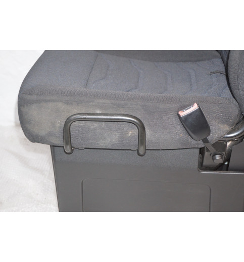 Iveco Daily VI 2er Beifahrersitzbank  Isri vorne rechts 5802093168