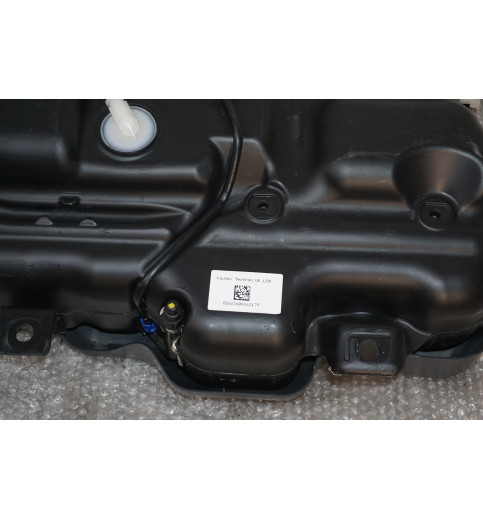 Renault MASTER III Opel Vivaro B Fiat AdBlue Tank mit Pumpe 172A21178R