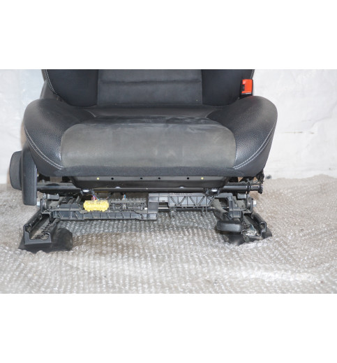 Mercedes GLK X204 W204 Sitz vorn rechts Leder A2049104036 A2049192420 2007-2015