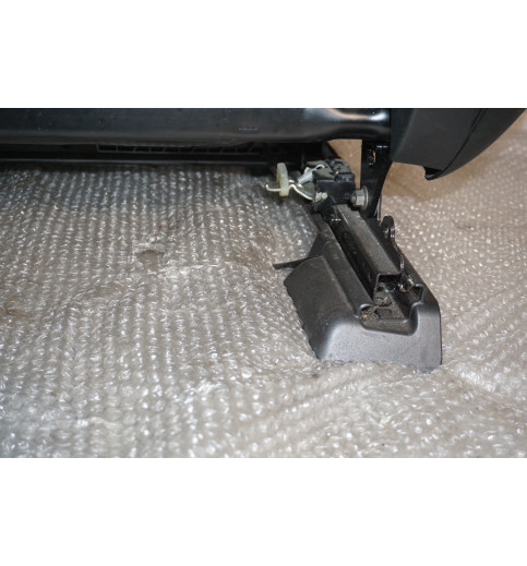 Mercedes GLK X204 W204 Sitz vorn rechts Leder A2049104036 A2049192420 2007-2015
