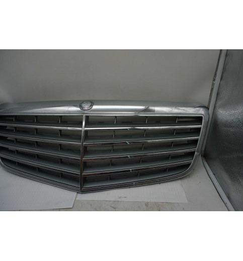 Mercedes-Benz Mercedes W211 E-Klasse Kühlergrill BESCHÄDIGT   A2118801783   -14064- Front- & Kühlergrills