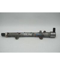 Mercedes Vito W639 Einspritzleiste Kraftstoffverteiler A6510700700  -14136-