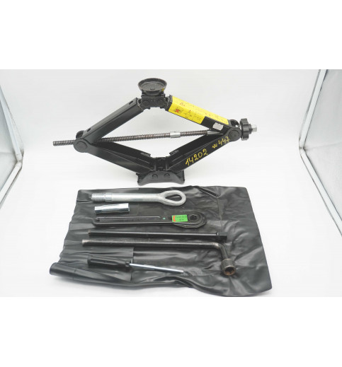 Mercedes-Benz Mercedes V-Klasse W639 W447 Reserveradheber & Werkzeugs A6395800218  -14202- Wagenheber & Werkzeugsätze