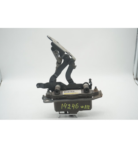 Mercedes-Benz Mercedes W212 E-Klasse  Motorhaubenscharnier vorne links A2129066201 -14246- Scharniere, Verschlüsse & weitere Motorhaubenteile