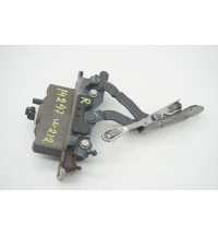 Mercedes W212 E-Klasse  Motorhaubenscharnier vorne rechts A2129066301 -14247-