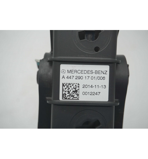 Mercedes-Benz Mercedes Vito W447 Kupplungspedal  A4472901701  -14284- Pedale, Pedalkappen & Fußstützen
