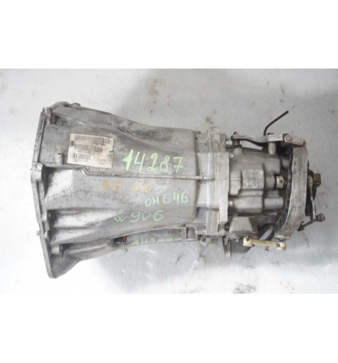 Mercedes-Benz Mercedes Sprinter W906 Getriebe 2.2L Sachaltgetriebe 711651 A9062601000  -14287- Schaltgetriebe