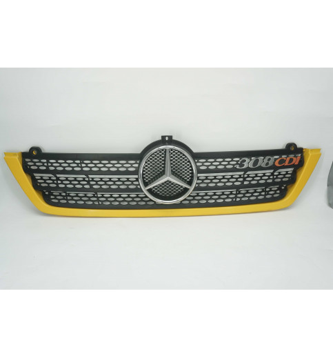 Mercedes-Benz Mercedes W901-W905 Kühlergrill  A9018800385  -14420- Front- & Kühlergrills