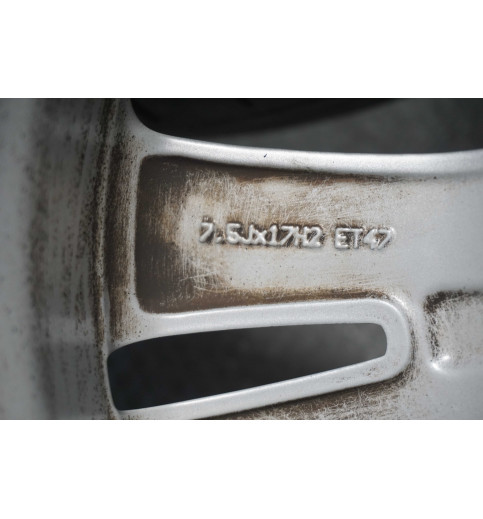 Mercedes-Benz Mercedes C-Klasse W204 Alufelgen,Reifen 7,5J x 17 Zoll ET47 A2044010402 -14430- Sonstige