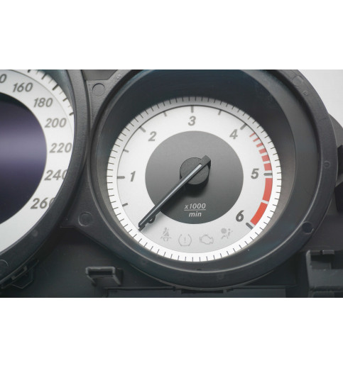 Mercedes-Benz Mercedes W204 C-Klasse Tacho Kombiinstrument A2049004609 -14444- Kombiinstrumente