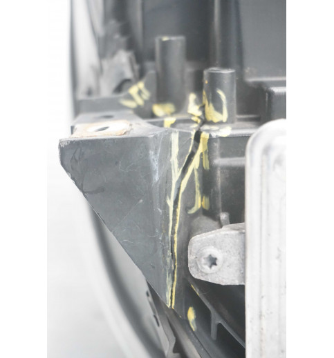 Mercedes-Benz Mercedes W204 Frontscheinwerfer Bi-Xenon Links Def Halterung A2048204339 -14457- Frontscheinwerfer