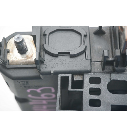 Mercedes-Benz Mercedes W204 C-Klasse  Sicherungskasten A2075402550 A2075400640-14463- ECUs & Steuergeräte